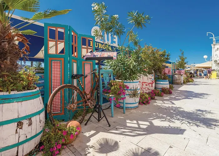 4 Bedroom Cozy In Nyaraló